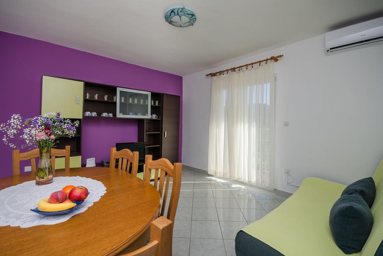 Joka Apartment Lopar